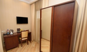 Room General 2